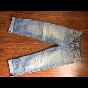 Levi’s cropped jeans